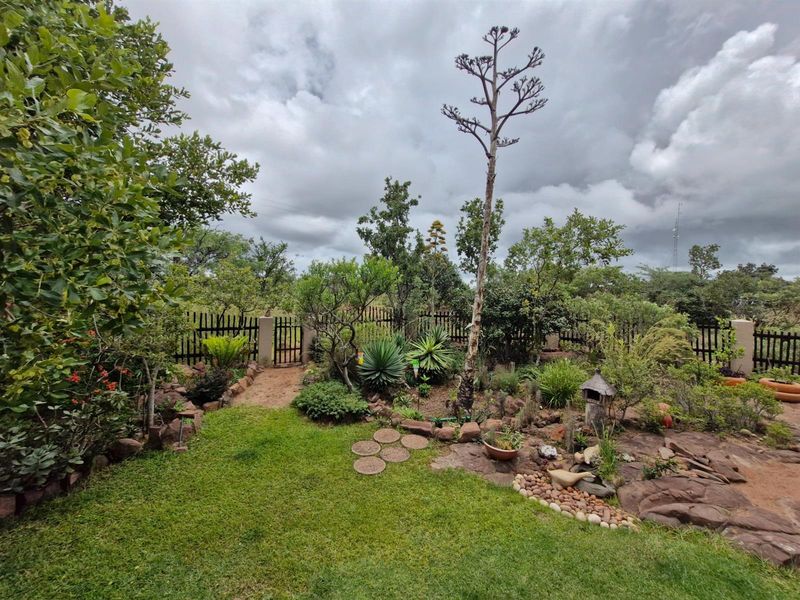 PRISTINE WHEELCHAIR-FRIENDLY BUSHVELD HOME FOR SALE - Photo 4