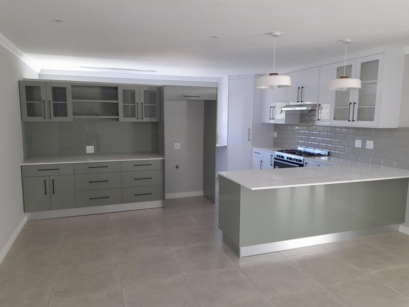 Modern Duet in the Garden Route - Photo 8