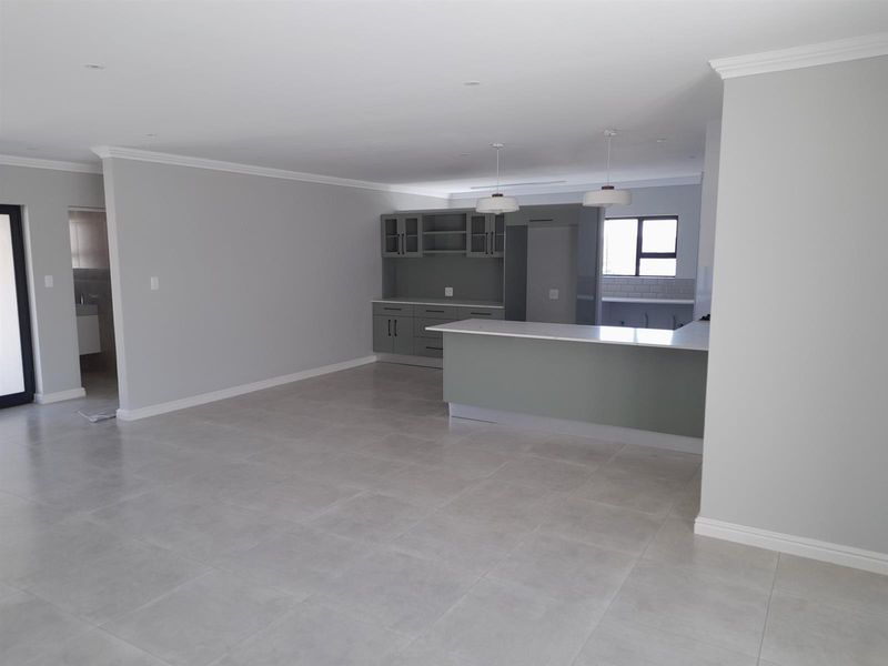 Modern Duet in the Garden Route - Photo 6