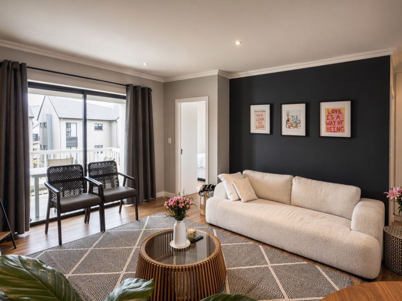 Prime Investment or Lifestyle Apartment in Emberton Estate, Gillitts - Photo 5
