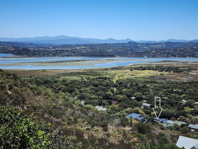 MODERN HOME, TRANQUIL VIEWS. - Photo 2