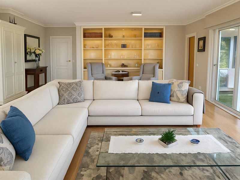 Penthouse Apartment For Sale in Harbour Island, Gordons Bay - Photo 5