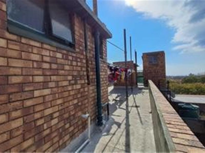 Commercial Property For Sale in Yeoville, Johannesburg - Photo 9