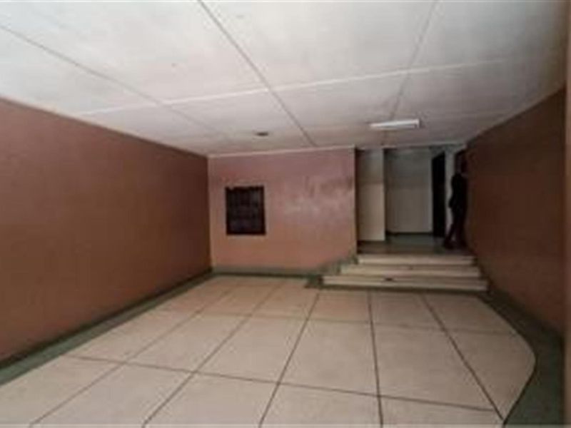 Commercial Property For Sale in Yeoville, Johannesburg - Photo 3