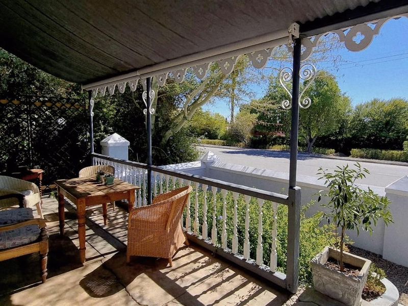 Timeless Victorian Elegance with Lush Gardens and Income-Generating Cottage - Photo 2