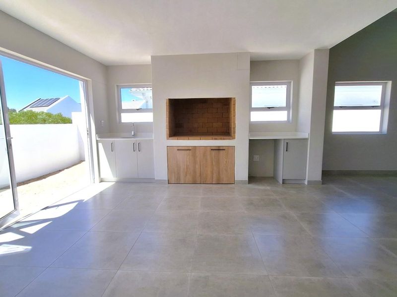 Well-Designed Home; Almost Move-In Ready. - Photo 7