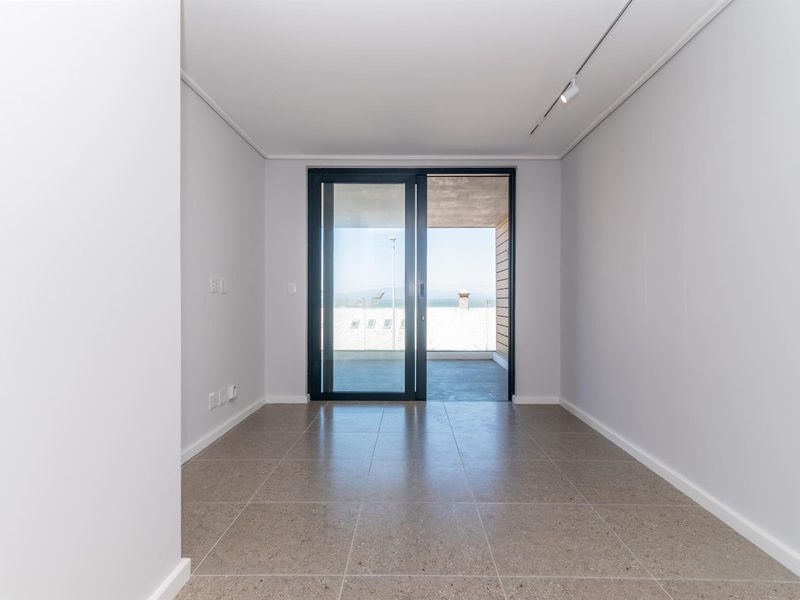 Art Deco Apartment with Sea Views - Photo 7