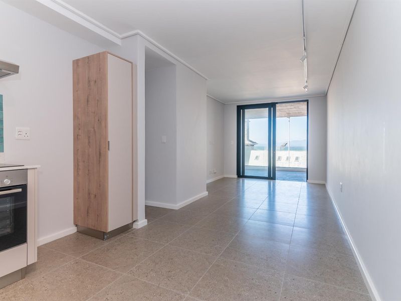 Art Deco Apartment with Sea Views - Photo 6