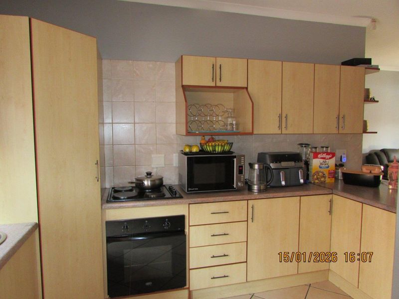 Townhouse For Sale in Bronkhorstspruit - Photo 5