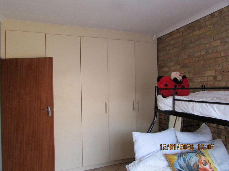 Townhouse For Sale in Bronkhorstspruit - Photo 9