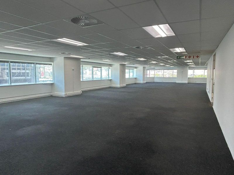 PREMIUM OFFICES TO LET ON THE FORESHORE - Photo 5