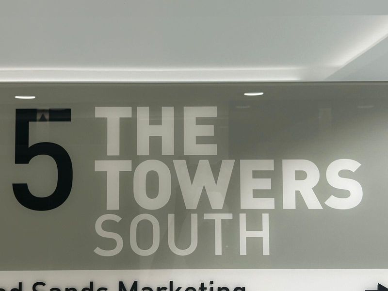 PREMIUM OFFICES TO LET ON THE FORESHORE - Photo 3