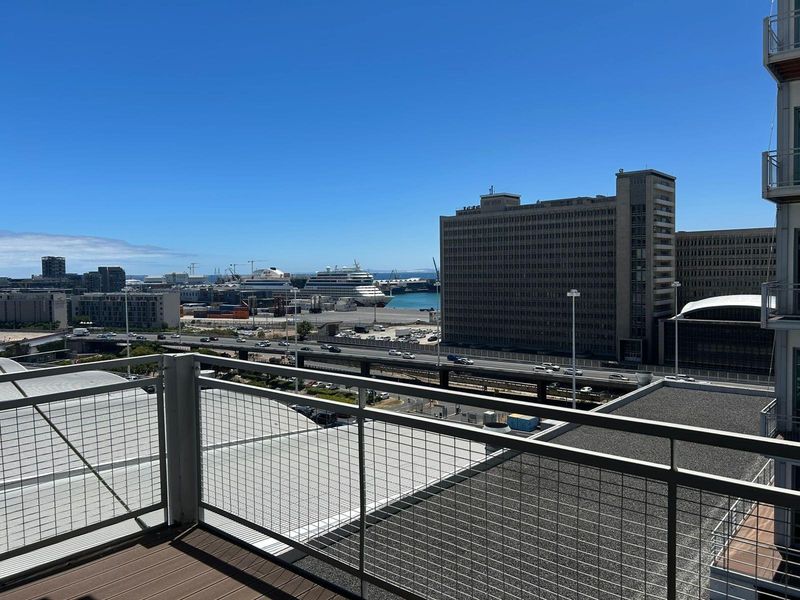 AAA-Grade Office To Rent in Convention Towers, Foreshore, Cape Town - Photo 8