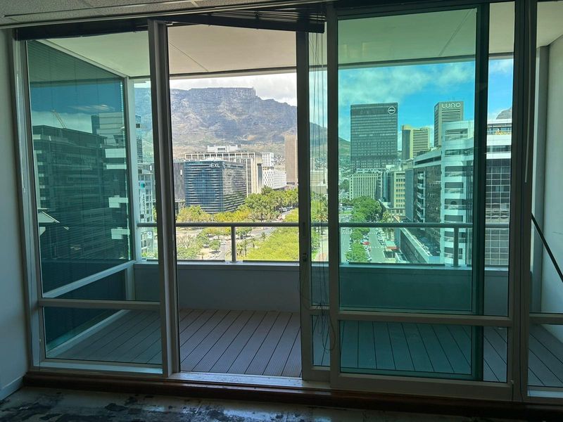AAA-Grade Office To Rent in Convention Towers, Foreshore, Cape Town - Photo 2