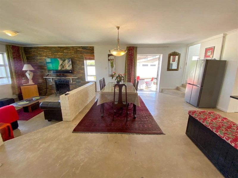 Versatile Dual-Living Beach Home | Corner Stand with Greenbelt Views | Walk to Silversands Beach - Photo 7