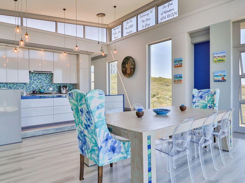 Privacy, Luxury and Effortless Coastal Living or Investment Opportunity! - Photo 5