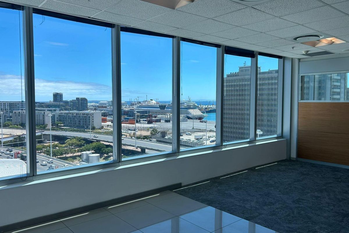AAA-Grade Office To Rent in Convention Towers on the Foreshore, Cape Town - Photo 3