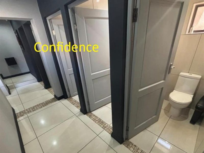 Commercial Property For Sale in Three Rivers East, Vereeniging - Photo 3