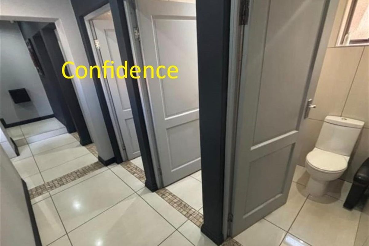 Commercial Property For Sale in Three Rivers East, Vereeniging - Photo 3