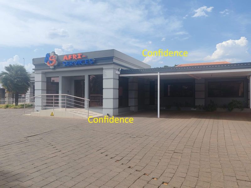 Commercial Property For Sale in Three Rivers East, Vereeniging - Photo 2