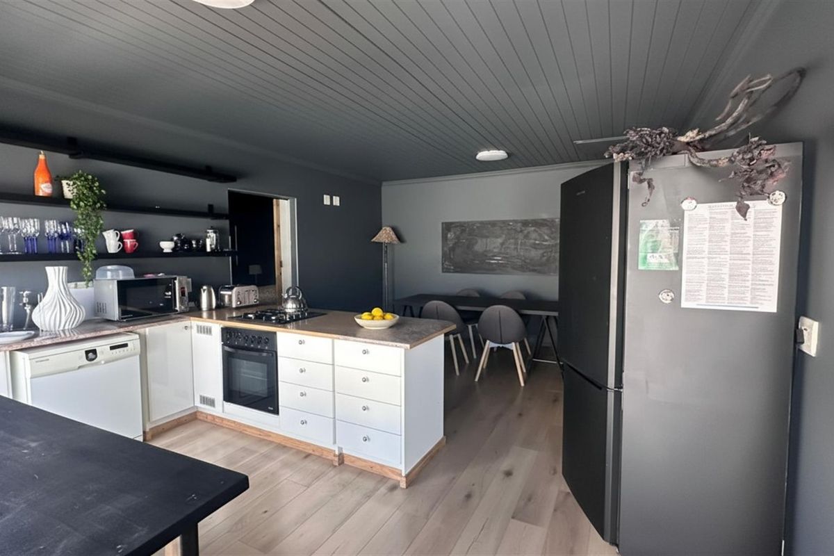 Stunning Modern Living: Two-Bedroom Gem in Yzerfontein - Photo 3