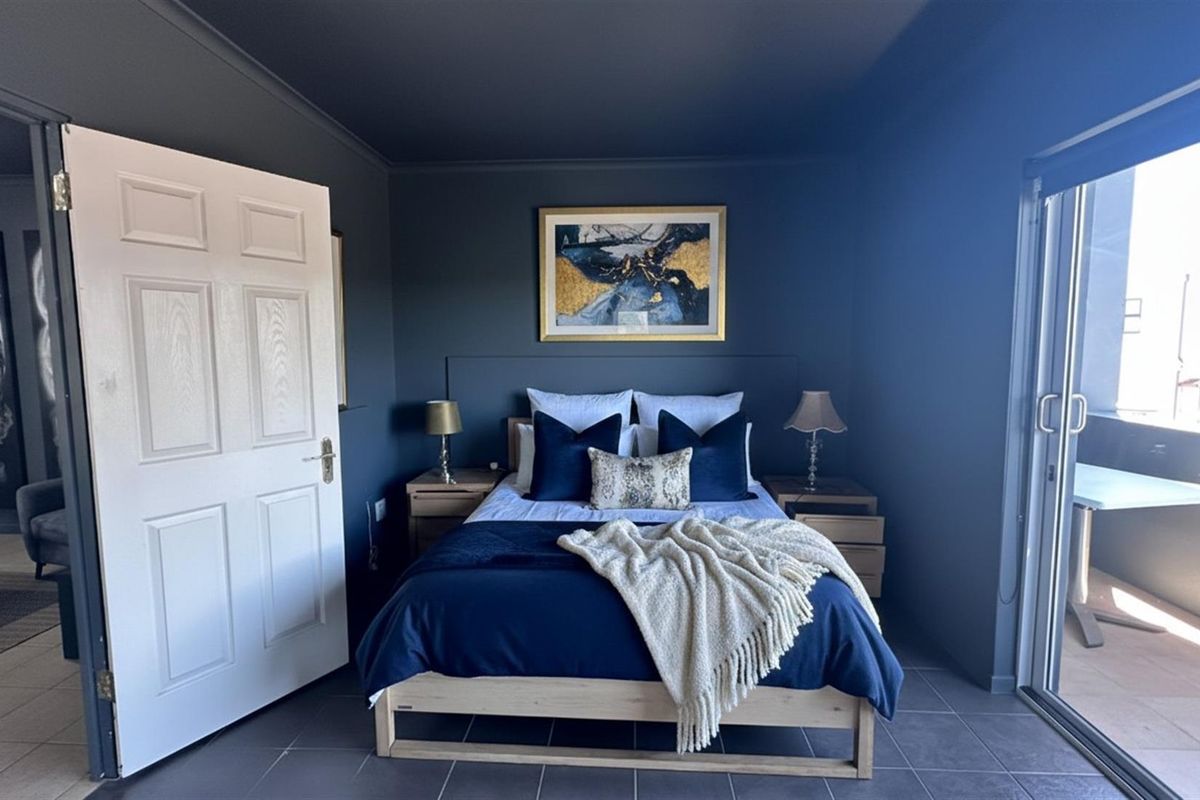 Stunning Modern Living: Two-Bedroom Gem in Yzerfontein - Photo 4