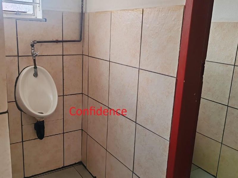 Retail Property To Rent in Vereeniging CBD - Photo 9