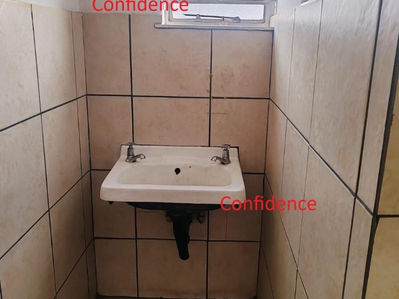 Retail Property To Rent in Vereeniging CBD - Photo 8