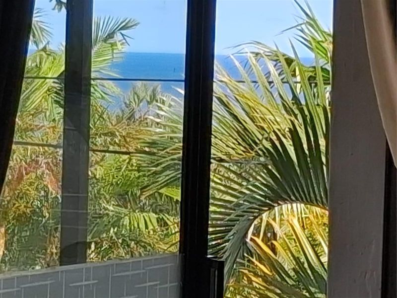 Lovely Family House with Flat - Photo 2
