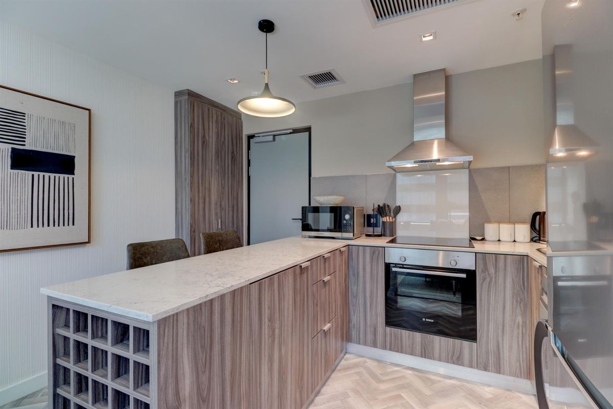 Unfurnished Apartment for Sale in Cape Town City Centre, Cape Town - Photo 3