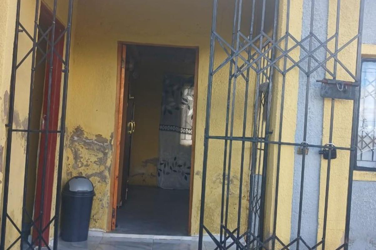 House For Sale in Osizweni, KwaZulu Natal - Photo 3