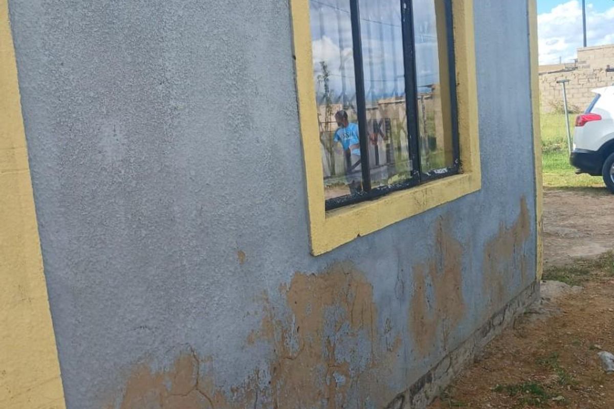 House For Sale in Osizweni, KwaZulu Natal - Photo 4