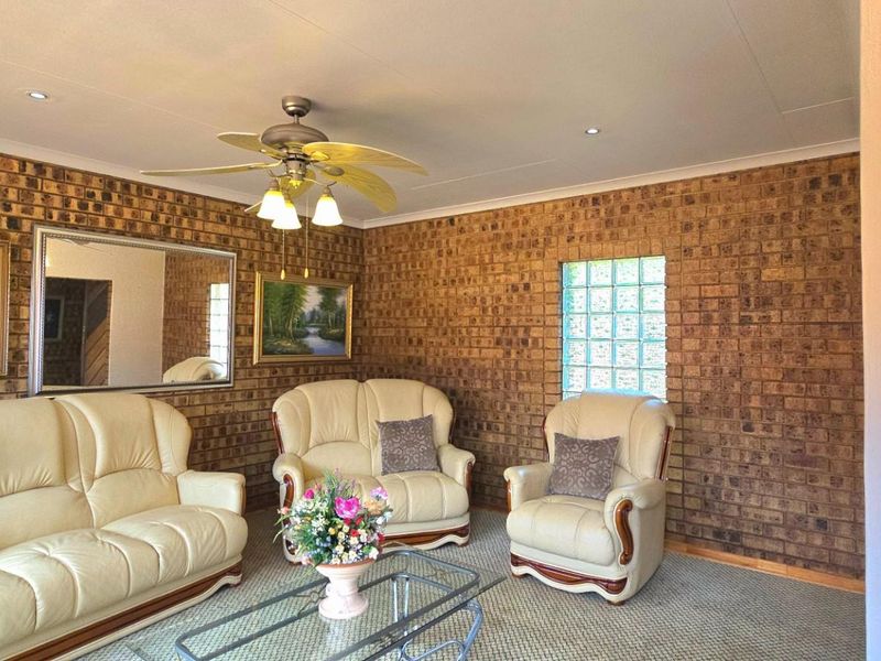 Spacious Family Home with Granny Flat and Solar-Heated Pool - Photo 7