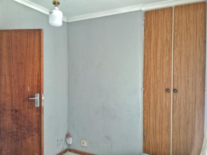 Classic and Spacious House To Rent in The Orchards, Akasia - Photo 4