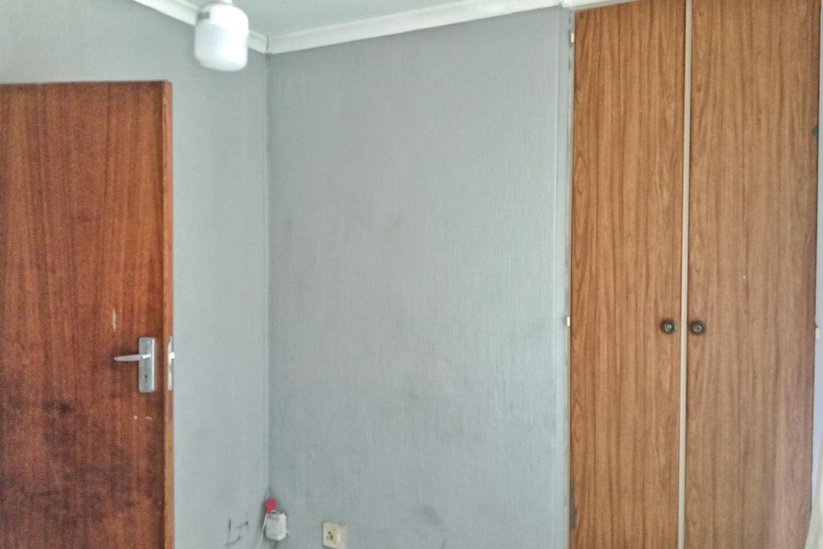 Classic and Spacious House To Rent in The Orchards, Akasia - Photo 4