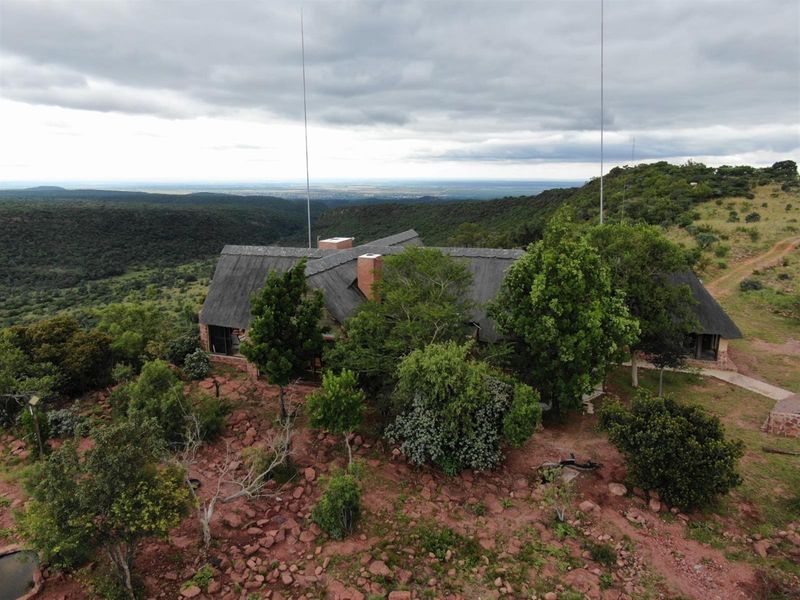 Rock-Built 3-Bedroom House with En-Suite Cottage - 1000 ha Private Nature Reserve, Bela Bela - Photo 5