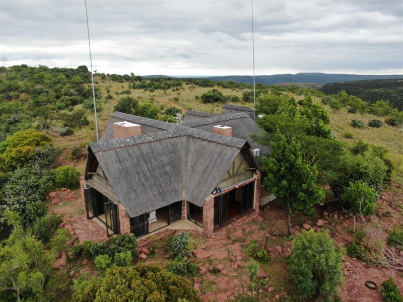 Rock-Built 3-Bedroom House with En-Suite Cottage - 1000 ha Private Nature Reserve, Bela Bela - Photo 8