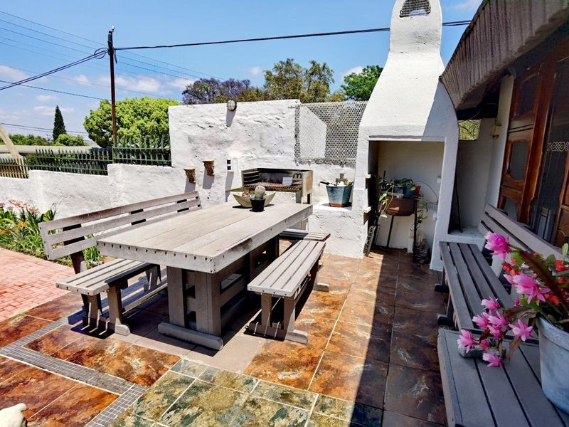 Townhouse For Sale in Bronkhorstbaai, Bronkhorstspruit - Photo 9