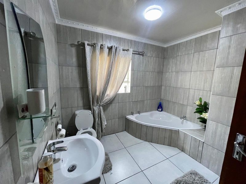 Distinguished Family home for outdoor and Indoor living in Evander - Photo 7