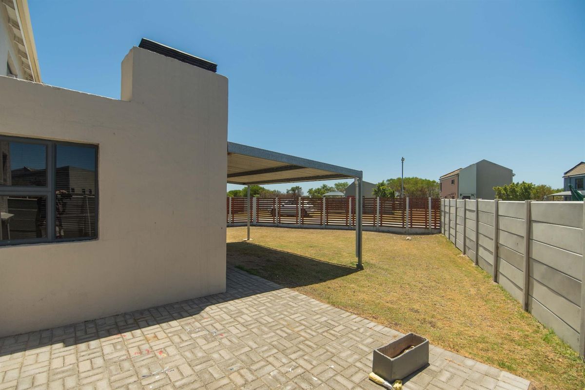 3 Bedroom Free-standing Home for UNDER R1MILLION! - Photo 5