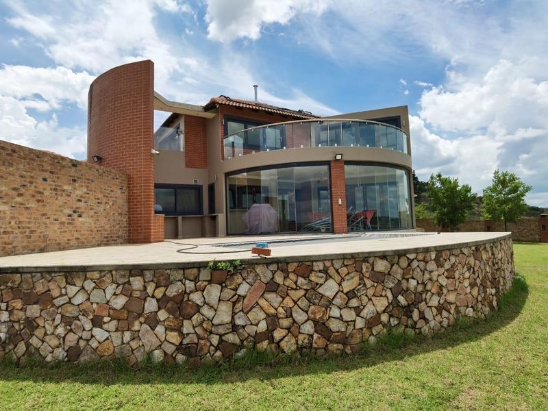 House For Sale in Aquavista Mountain Estate, Bronkhorstspruit - Photo 1