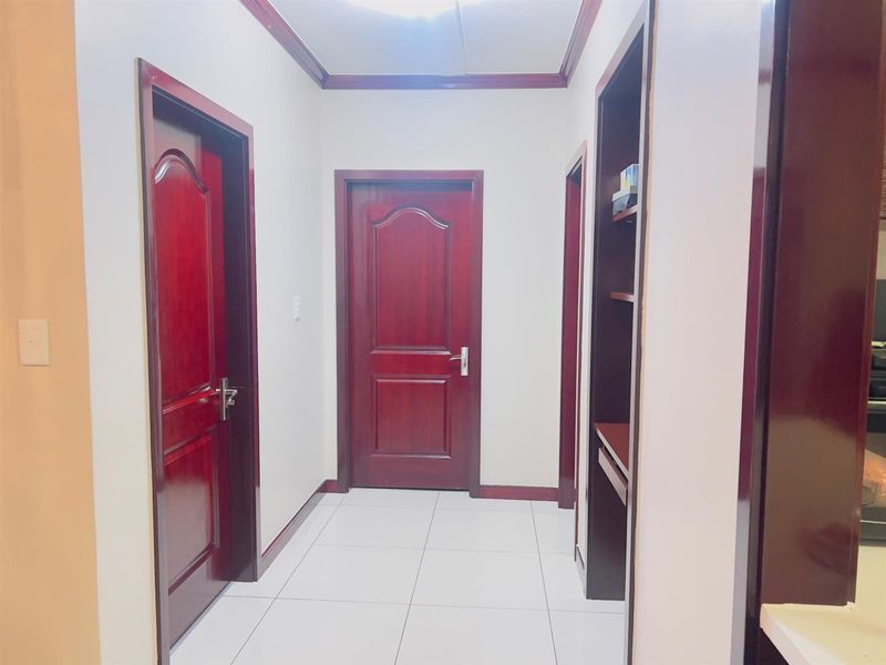 2bedroom Ground Apartment - Photo 7