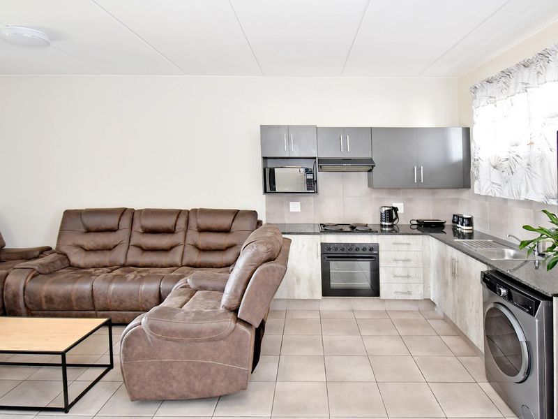 Apartment For Sale in Rynfield - Photo 7