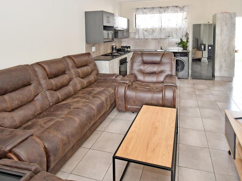 Apartment For Sale in Rynfield - Photo 10