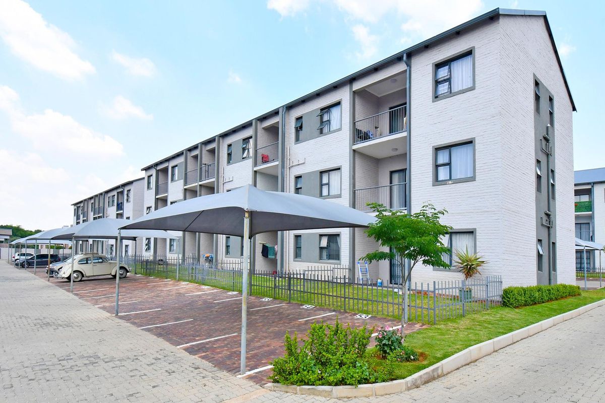 Apartment For Sale in Rynfield - Photo 5