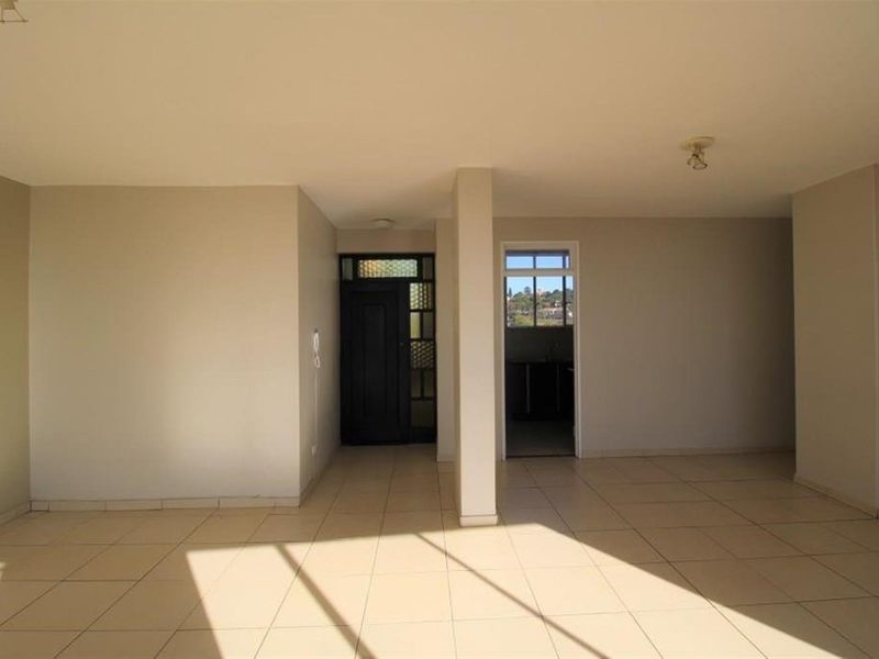 Apartment To Rent in Morningside, Durban, KwaZulu Natal - Photo 2