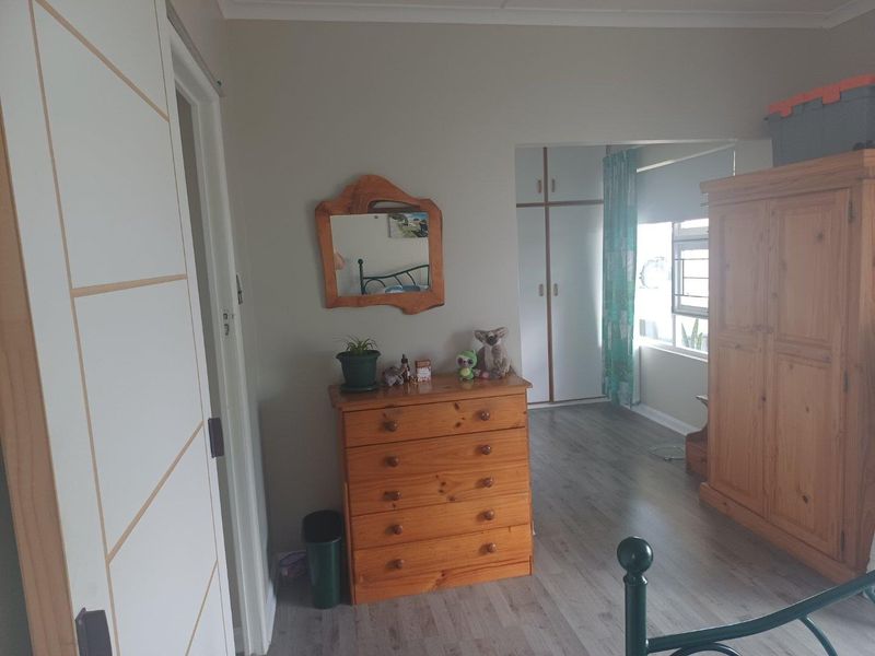 House For Sale in Stilbaai Wes, Stilbaai - Photo 5