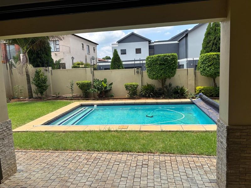 House For Sale in Diswilmar AH, Krugersdorp - Photo 3