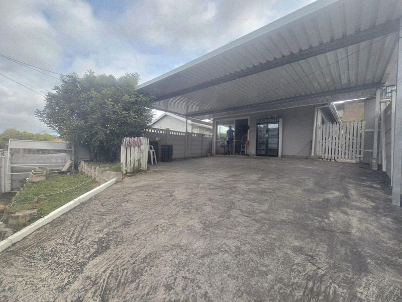 House For Sale in Chatsworth Central, Chatsworth, KwaZulu Natal - Photo 3