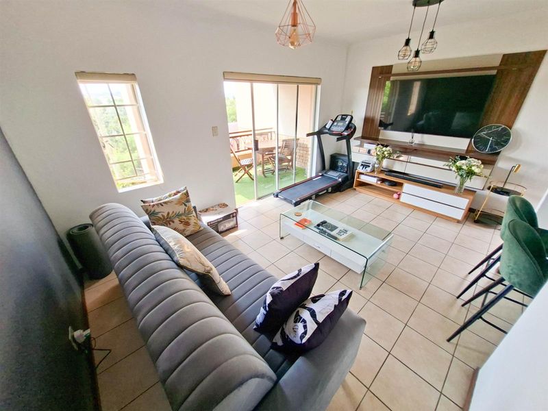 2 bedroom Apartment For Sale in Eco Park Estate, Centurion - Photo 3